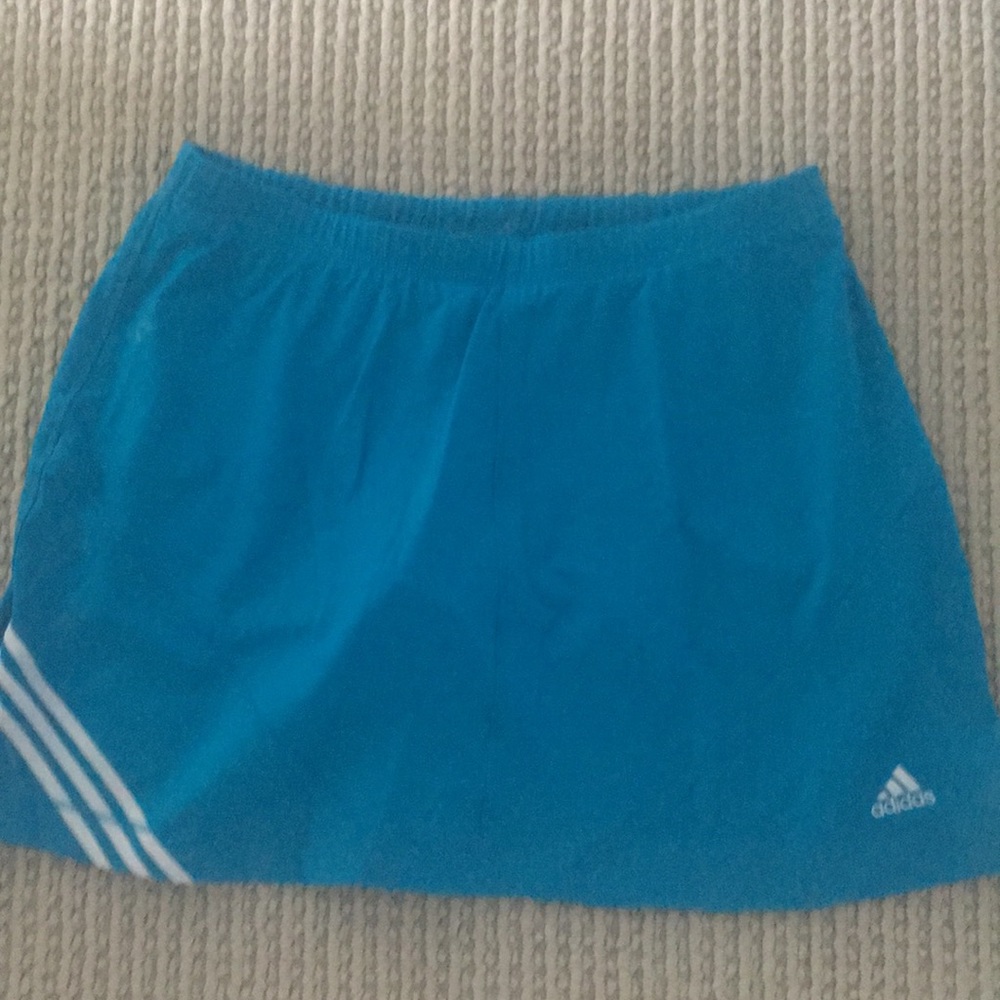 Adidas tennis skirt, M